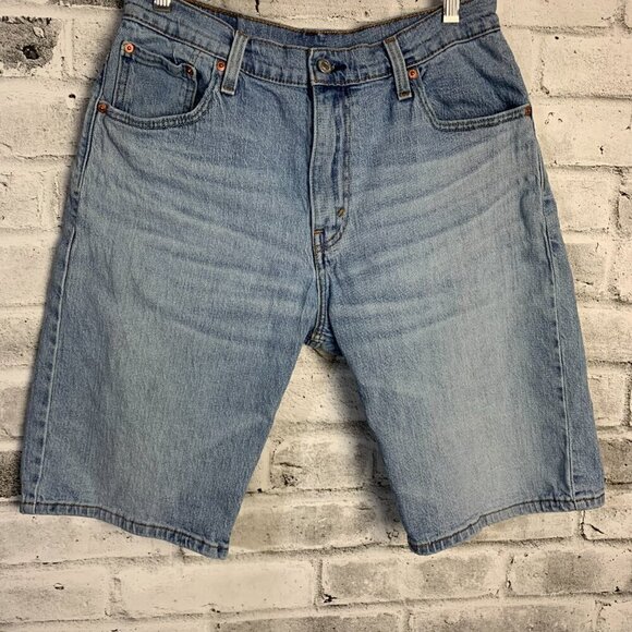 Levi's 569 Loose Straight Jean Shorts 12' Light Wash Stretch Denim - Picture 4 of 12